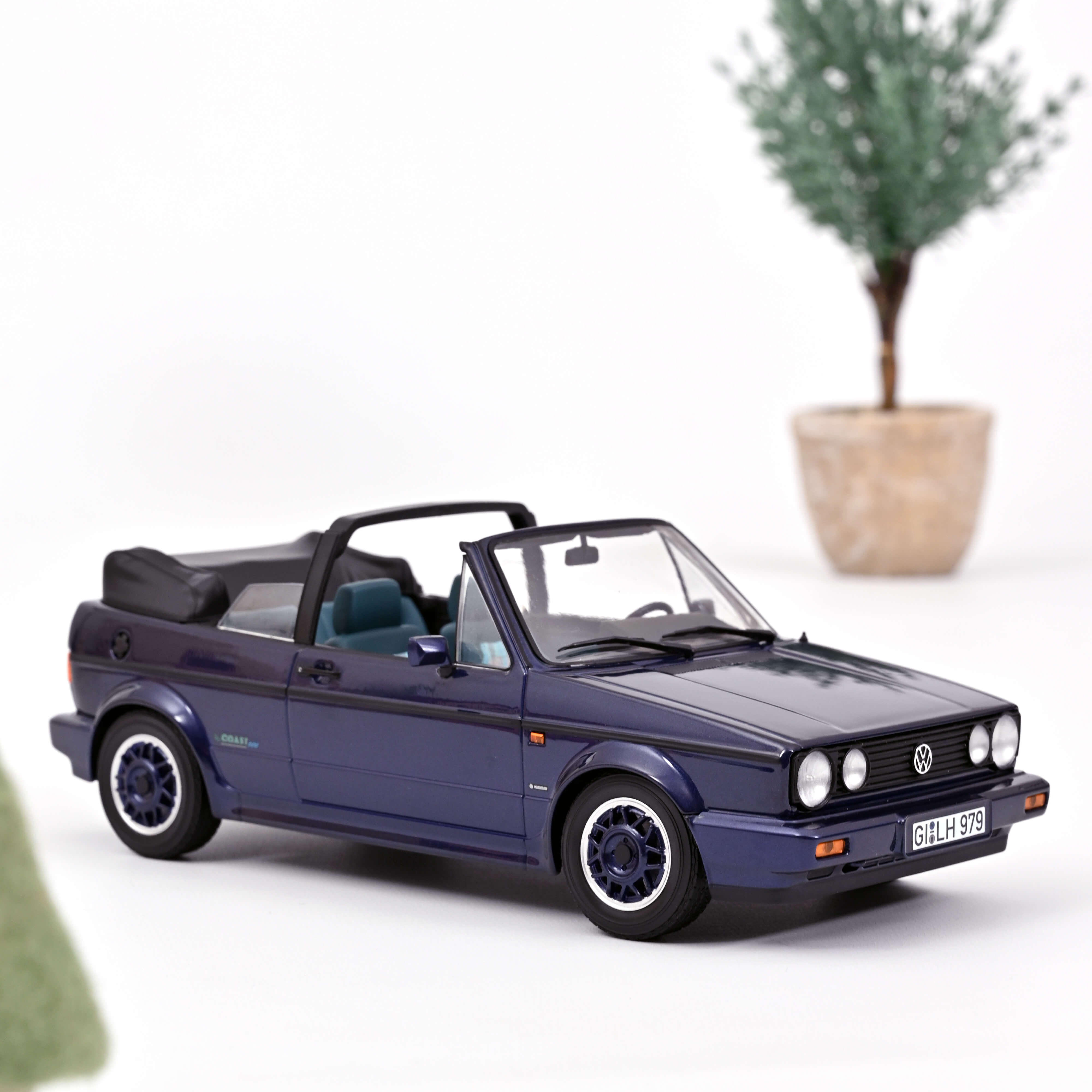 Norev 188463 VW Golf Cabriolet 