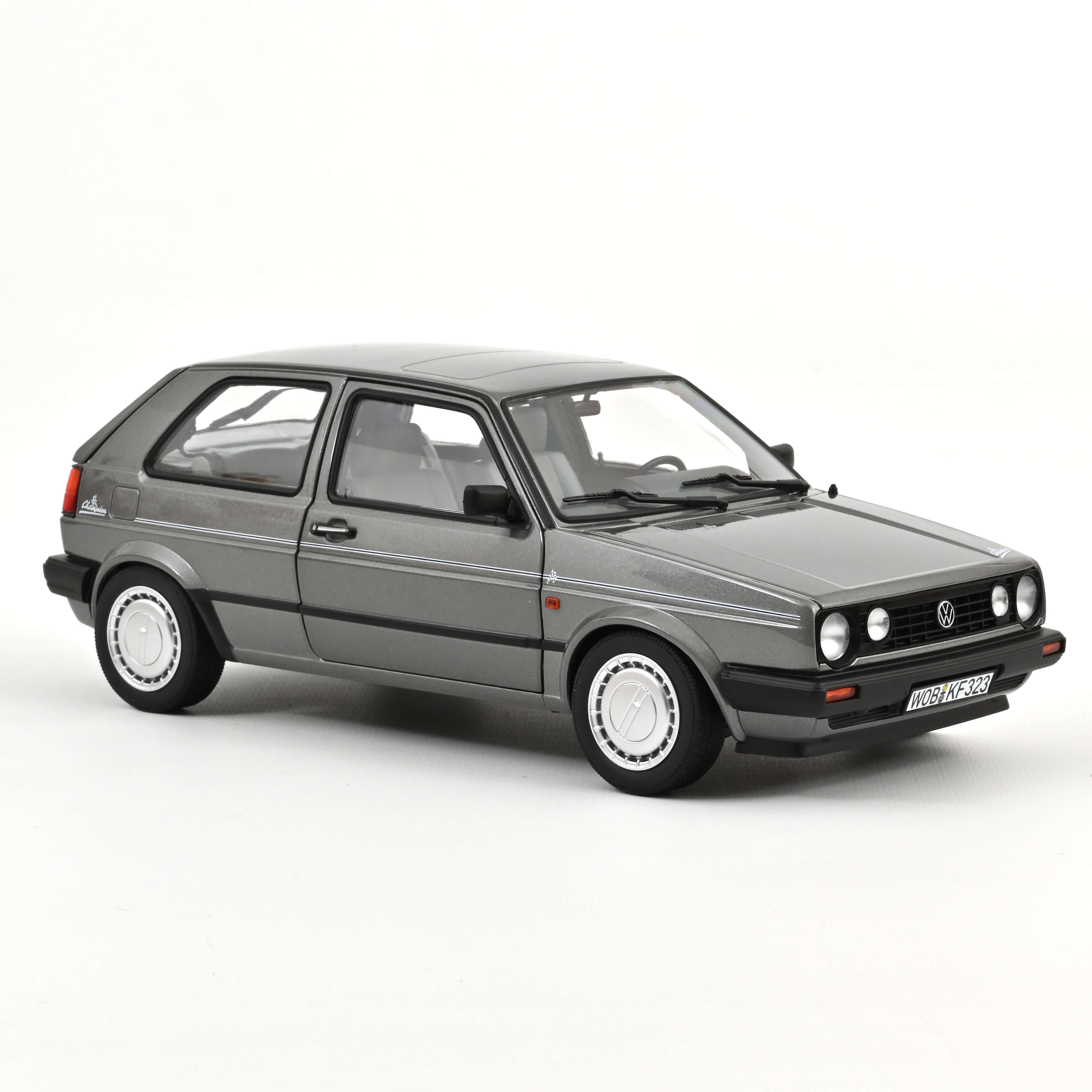 Norev 188564 VW Golf Champion - Grau metallic - 1990 1:18