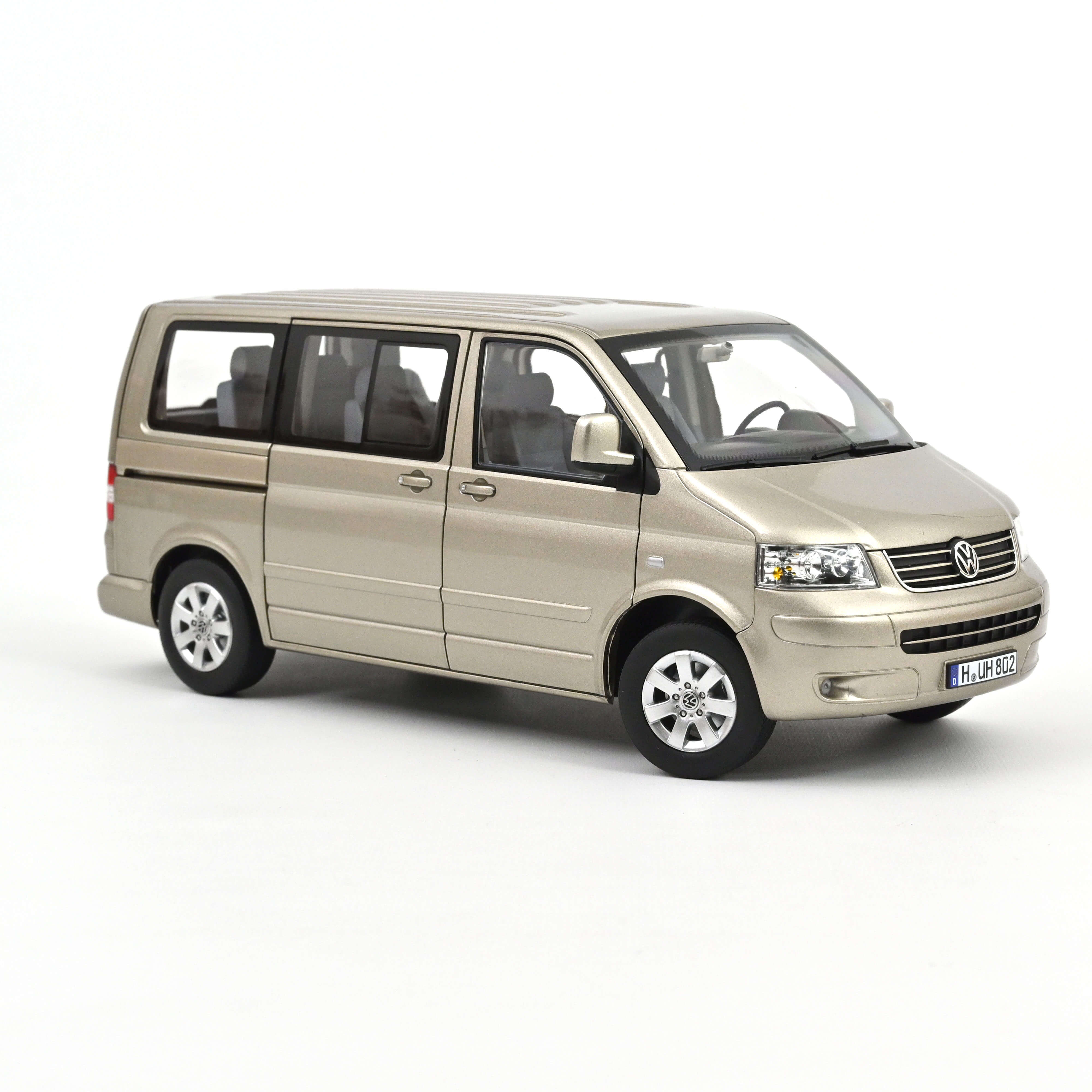 Norev 188602 VW Multivan T5 - Wheat Beige metallic - 2003  1:18