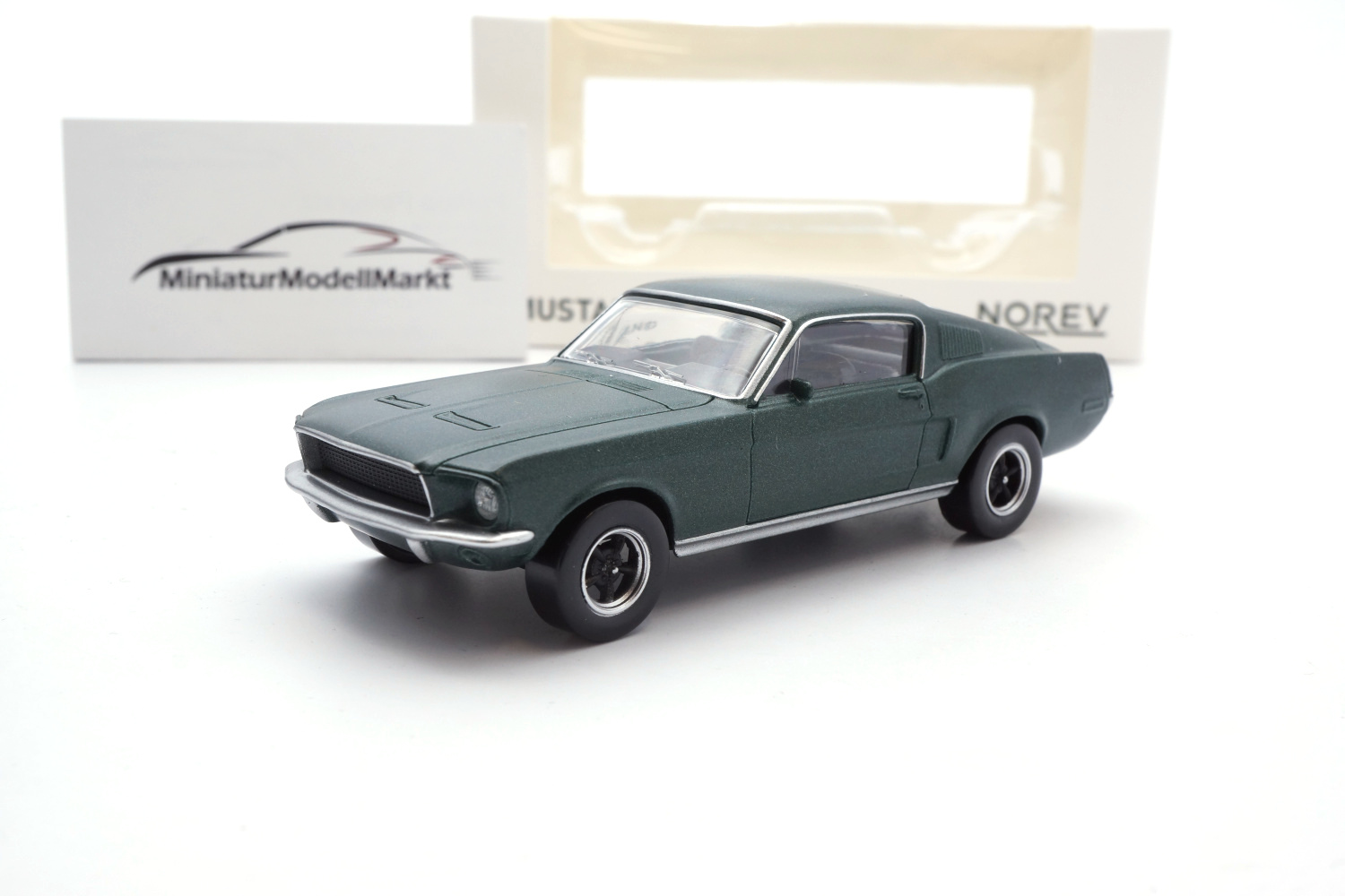 Norev 270583 Ford Mustang Fastback BULLIT - Satin Grün Metallic - 1968  1:43