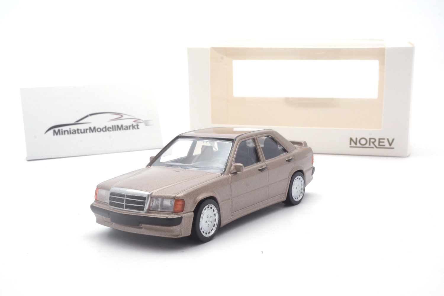 Norev 430201 Mercedes Benz 190E 2.3 - Champagner - 1984 1:43