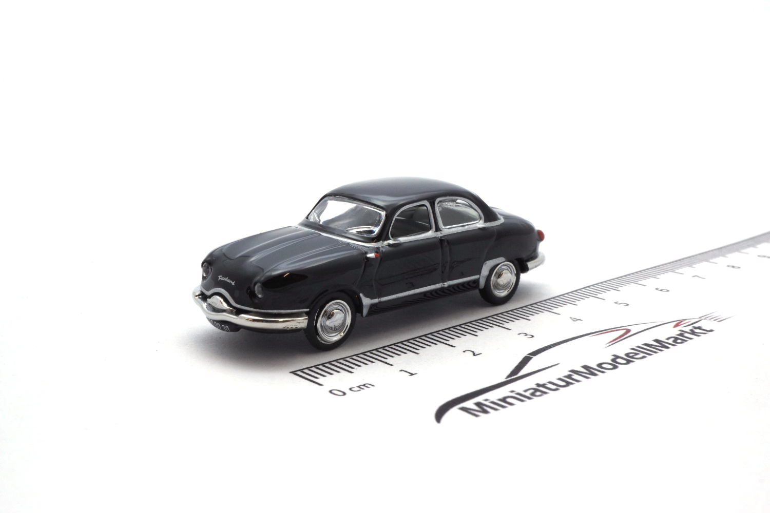 Norev 451897 Panhard Dyna Z12 - Schwarz - 1957 1:87