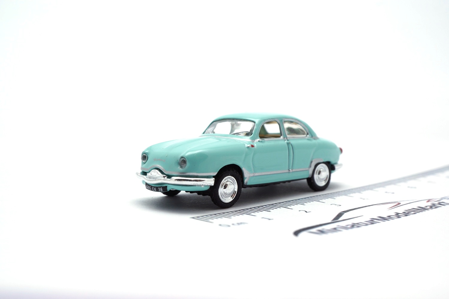 Norev 451899 Panhard Dyna Z12 - Aigue Marine Grau - 1958 1:87