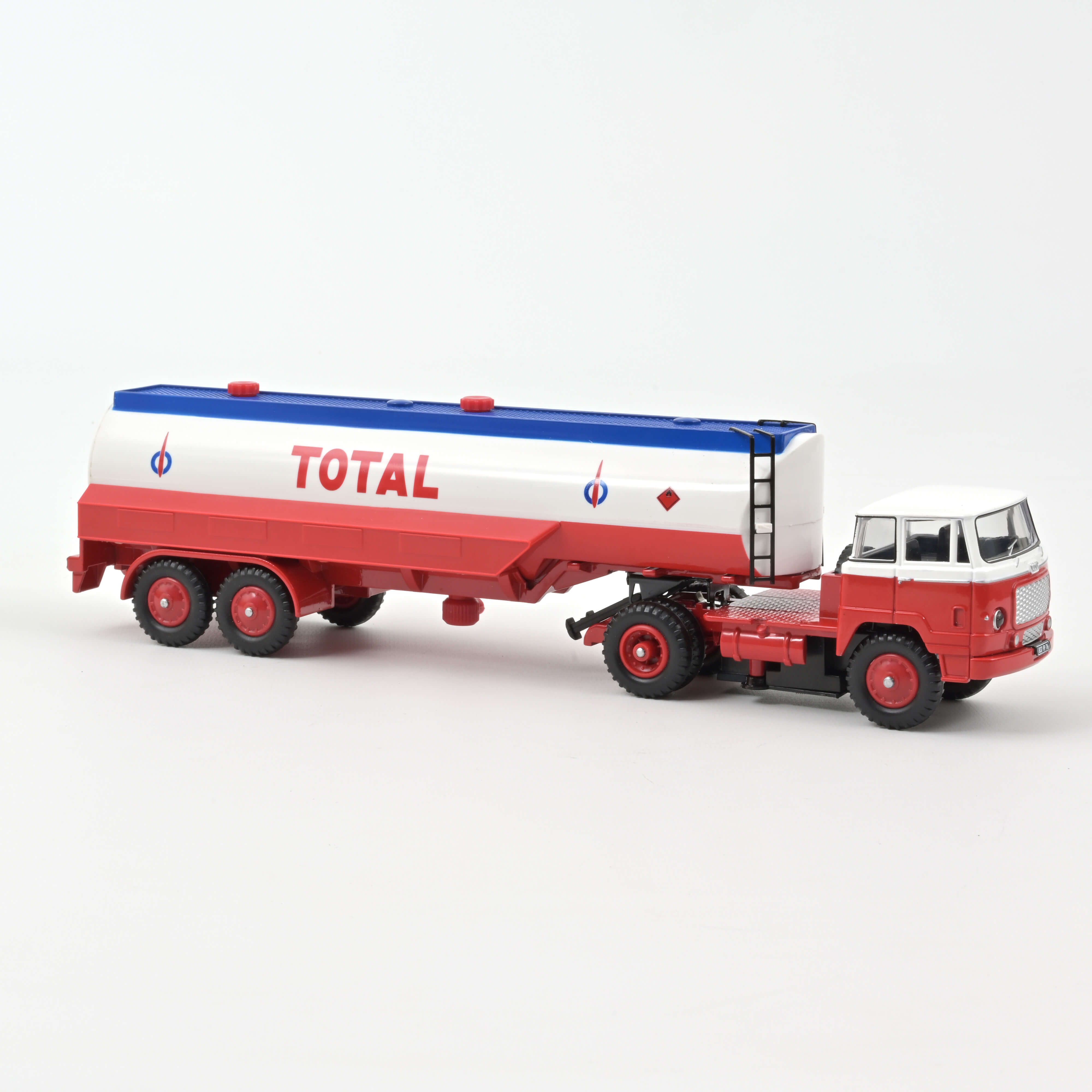 Norev CL5512 Unic Tanker Total 1:43