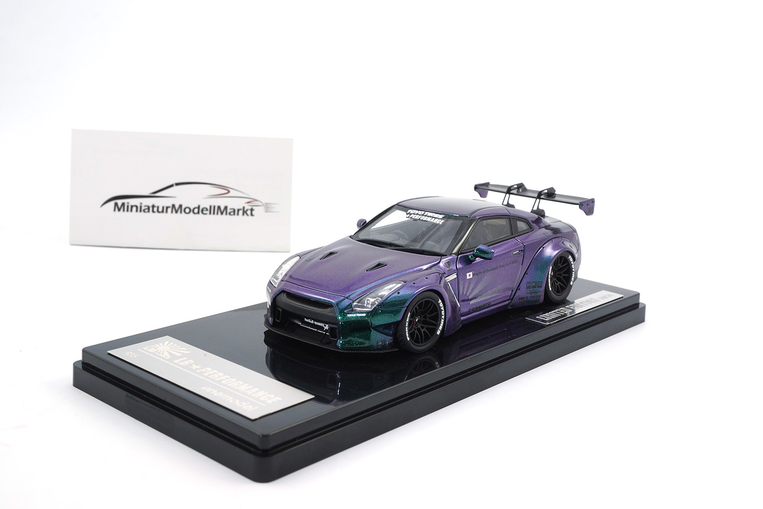 One Model 17B03-26 Liberty Walk Nissan GT-R (R35) - Chameleon - GT-Wing 1:43