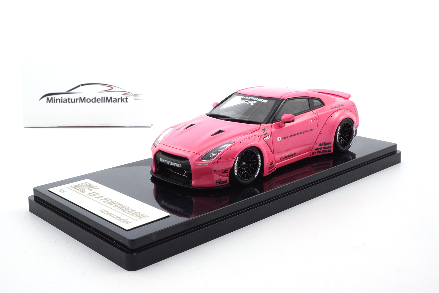 One Model GTR05 Liberty Walk Nissan GT-R (R35) - Pink - Ducktail 1:43