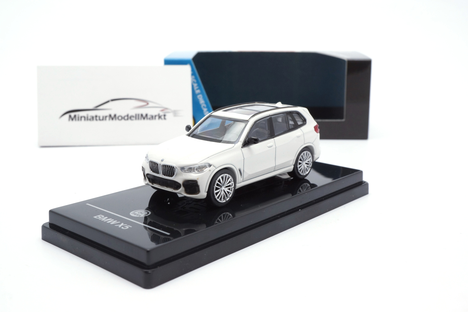 Paragon 55181 BMW X5 (G05) - Mineral White 1:64