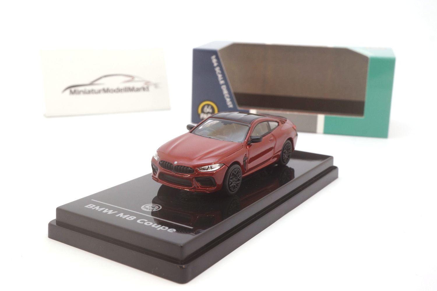 Paragon 55211 BMW M8 Coupe - Red 1:64