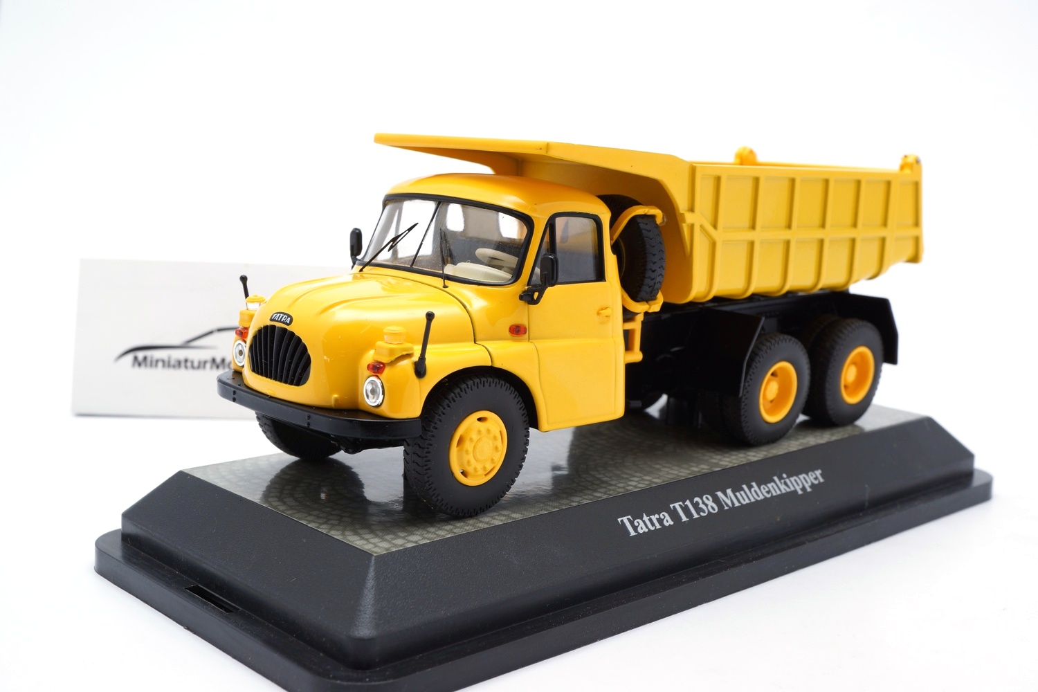 Premium ClassiXXs 12701 Tatra T138 Muldenkipper - gelb  1:43