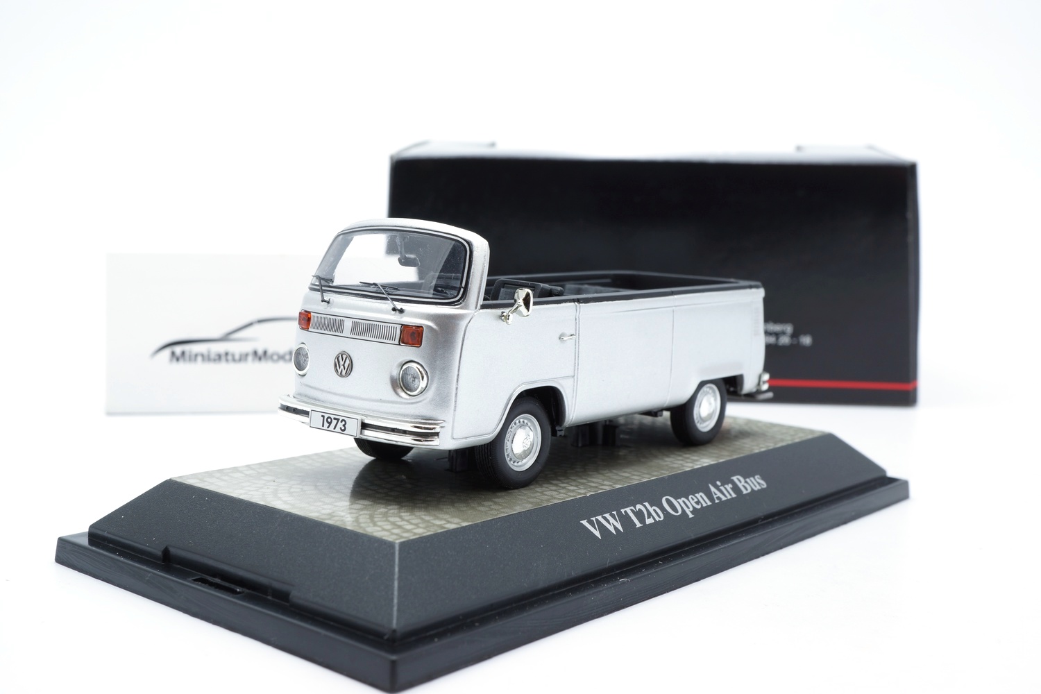 Premium ClassiXXs 18401 VW T2b Open Air Bus - silber 1:43
