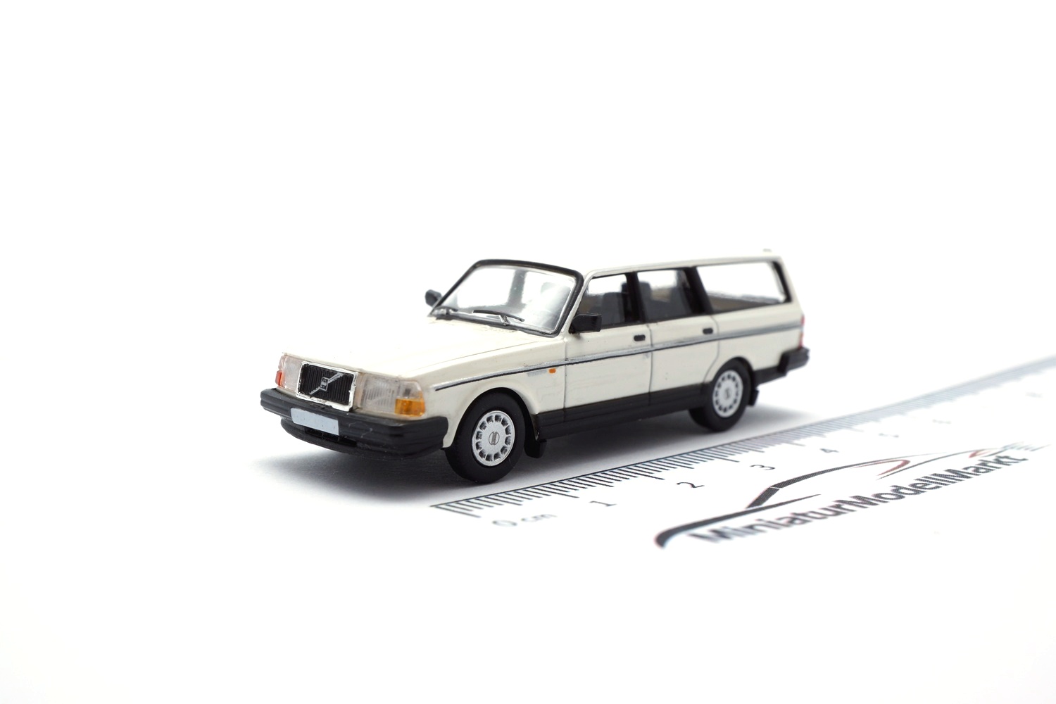 PCX87 PCX870009 Volvo 240 GL Kombi - weiss - 1989 1:87