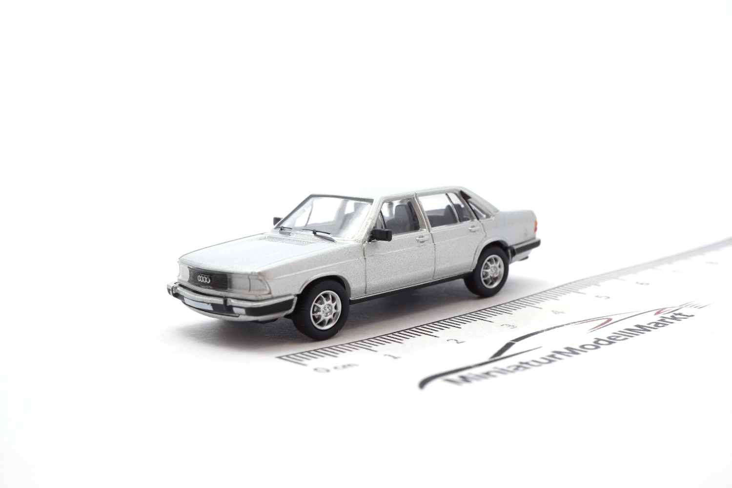 PCX87 PCX870066 Audi 100 (C2) - Vorbestellung 1:87