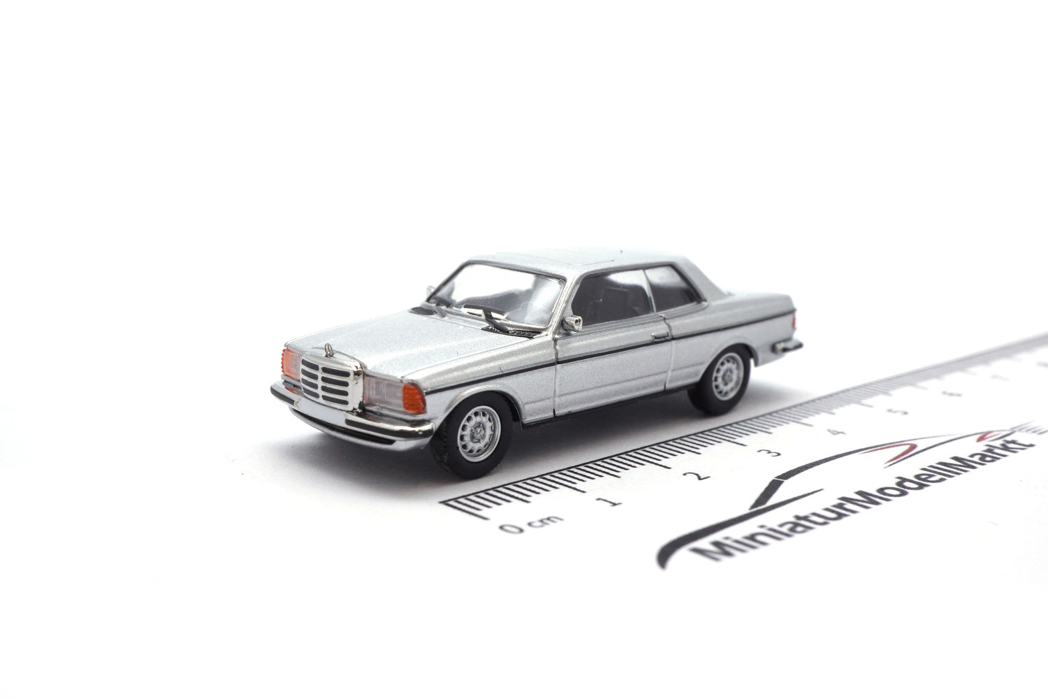 PCX87 PCX870173 Mercedes C123 Coupe - silber - 1977 1:87