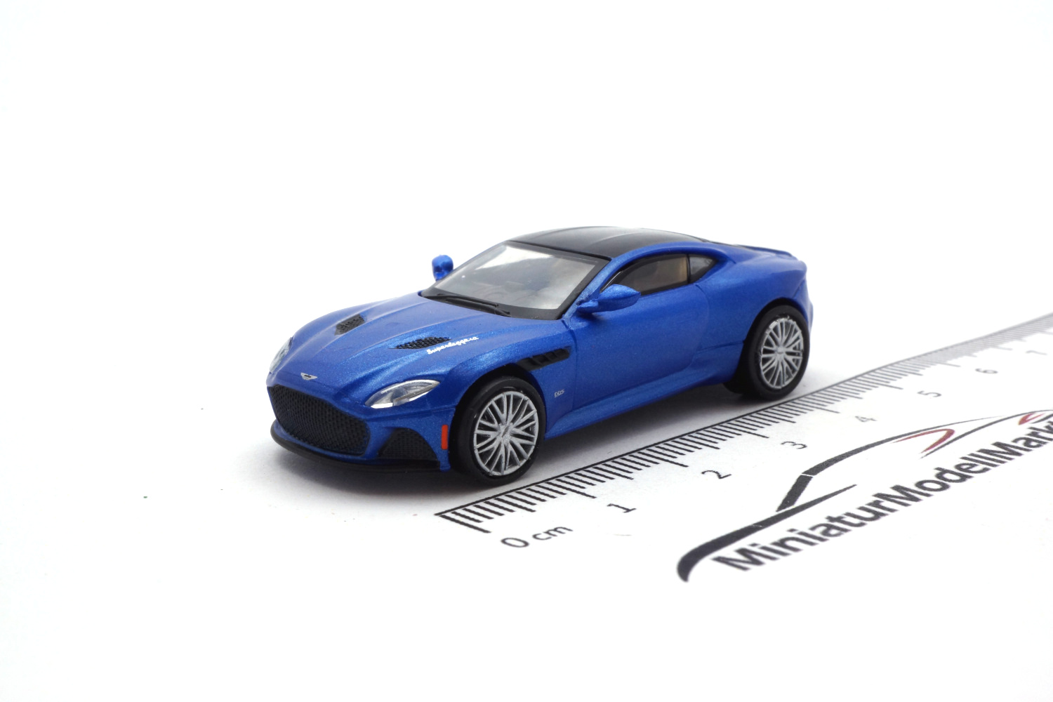 PCX87 PCX870215 Aston Martin DBS Superleggera, metallic-dunkelblau, 2019 1:87