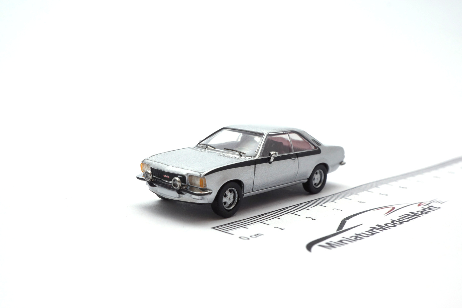 PCX87 PCX870345 Opel Commodore B Coupe, silber, 1972 1:87