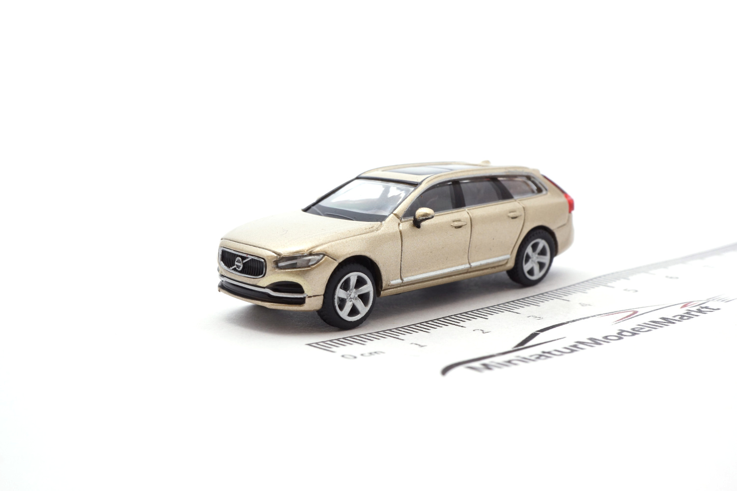 PCX87 PCX870387 Volvo V90 - beige (Metallic) 1:87