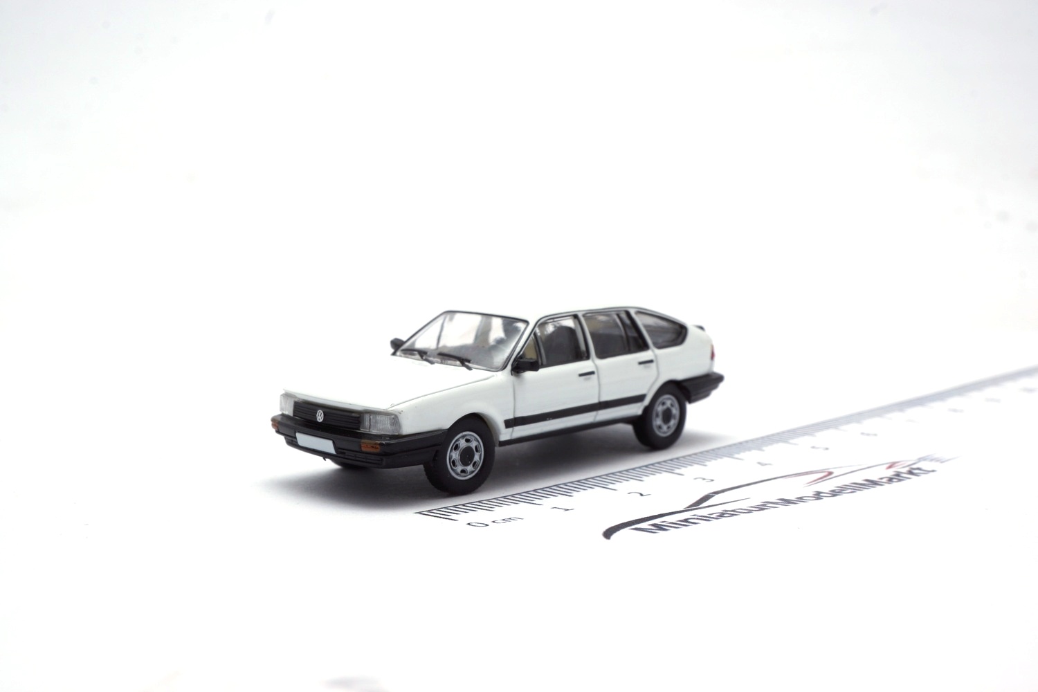 PCX87 PCX870408 VW Passat B2 - weiss 1:87