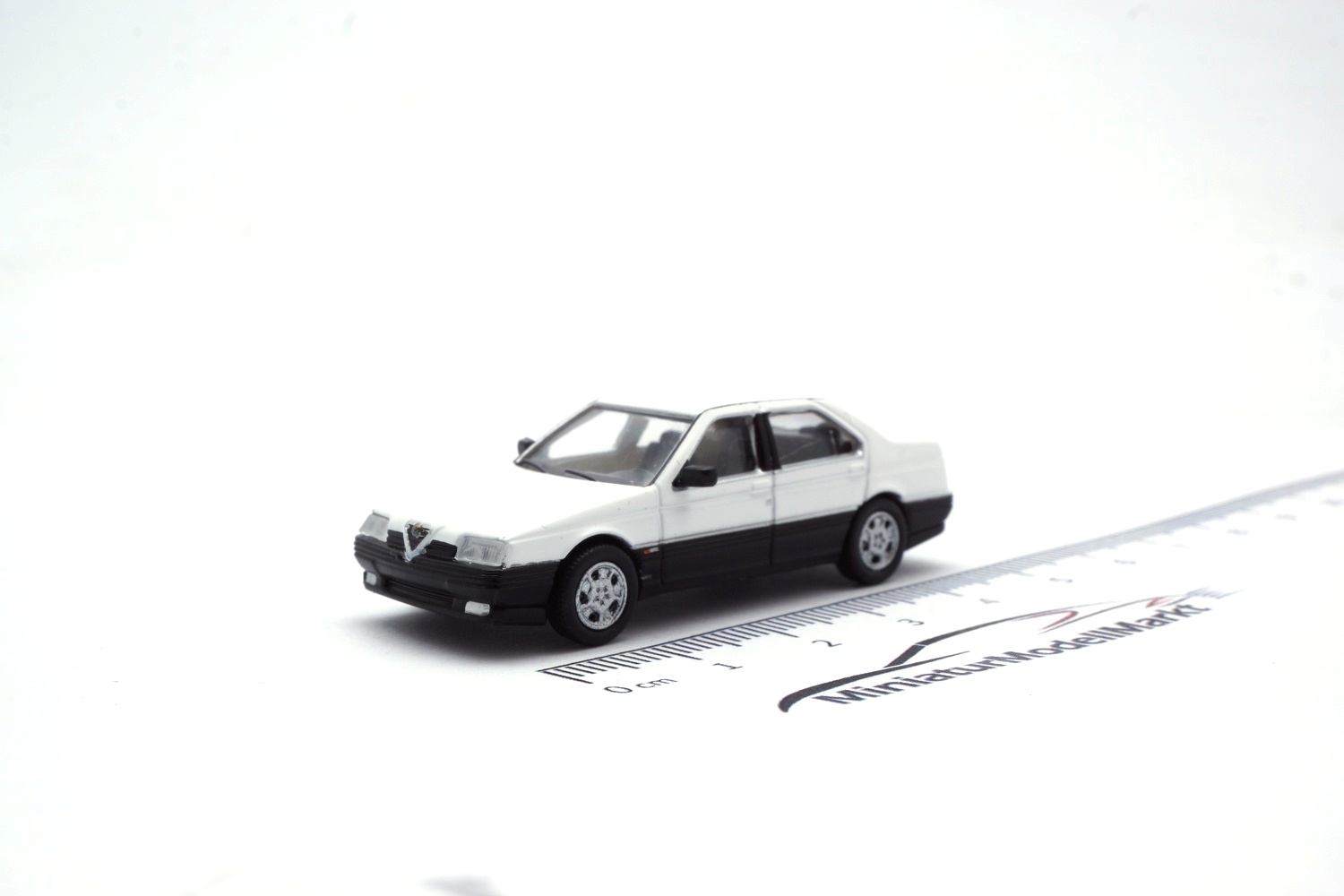 PCX87 PCX870434 Alfa Romeo 164 - weiss 1:87