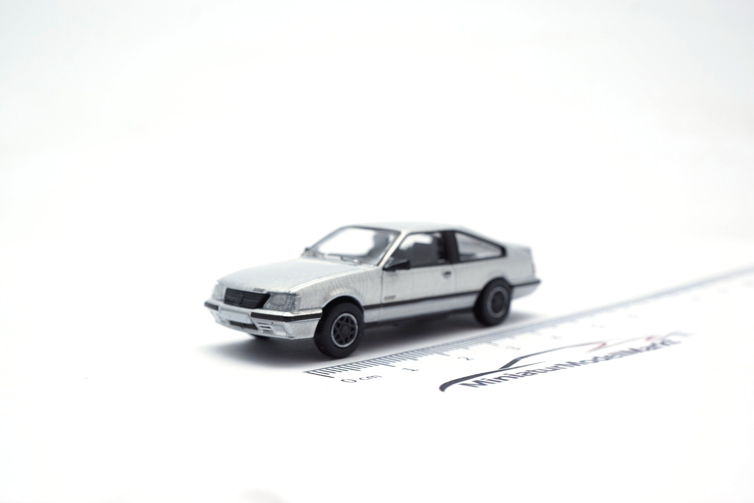 PCX87 PCX870494 Opel Monza A2 GSE - silber - Vorbestellung 1:87