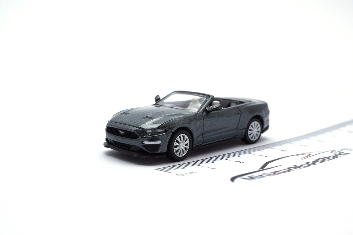 PCX87 PCX870567 Ford Mustang VI Cabriolet - dunkelgrau 1:87