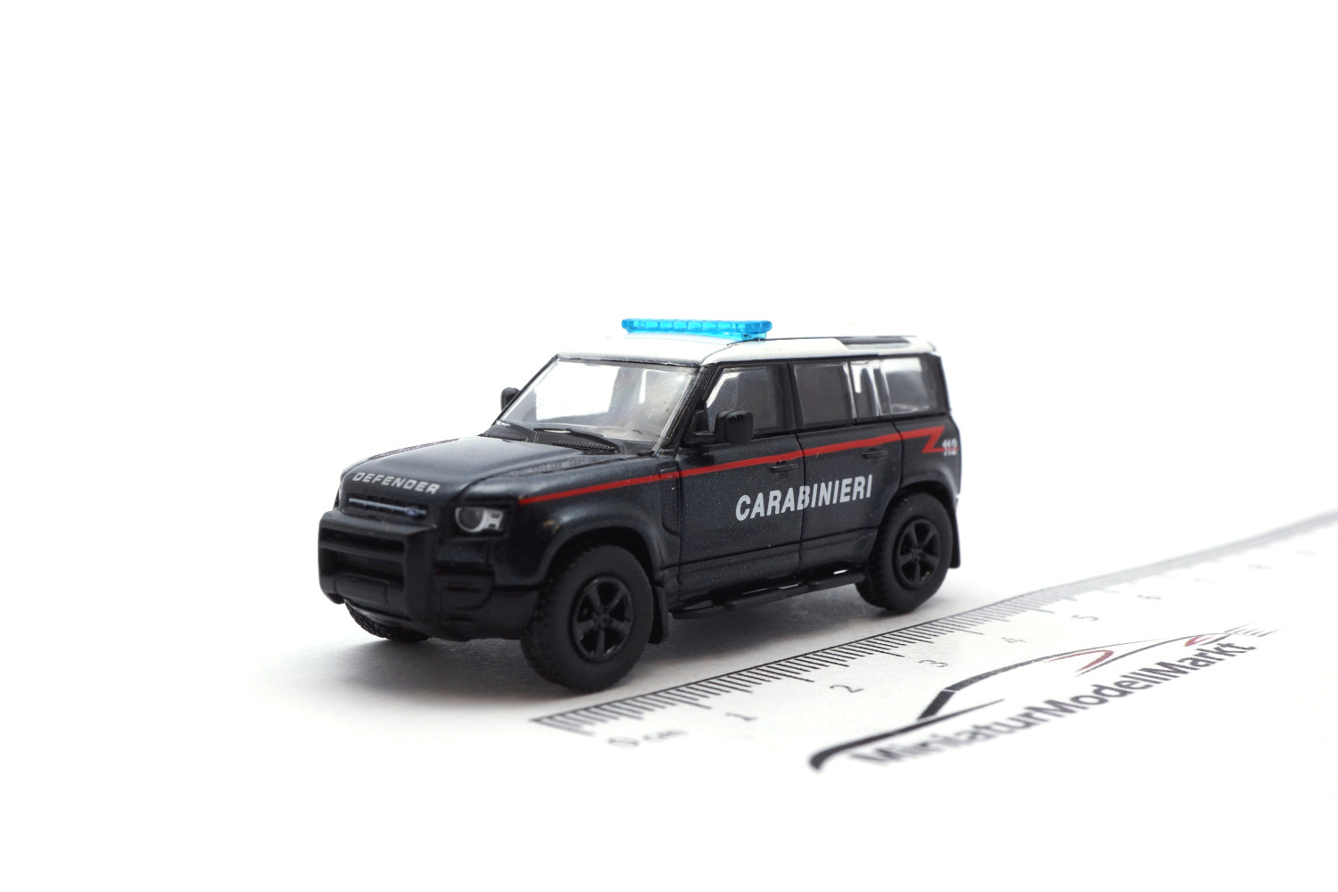 PCX87 PCX870628 Land Rover Defender 110 - Carabinieri 1:87