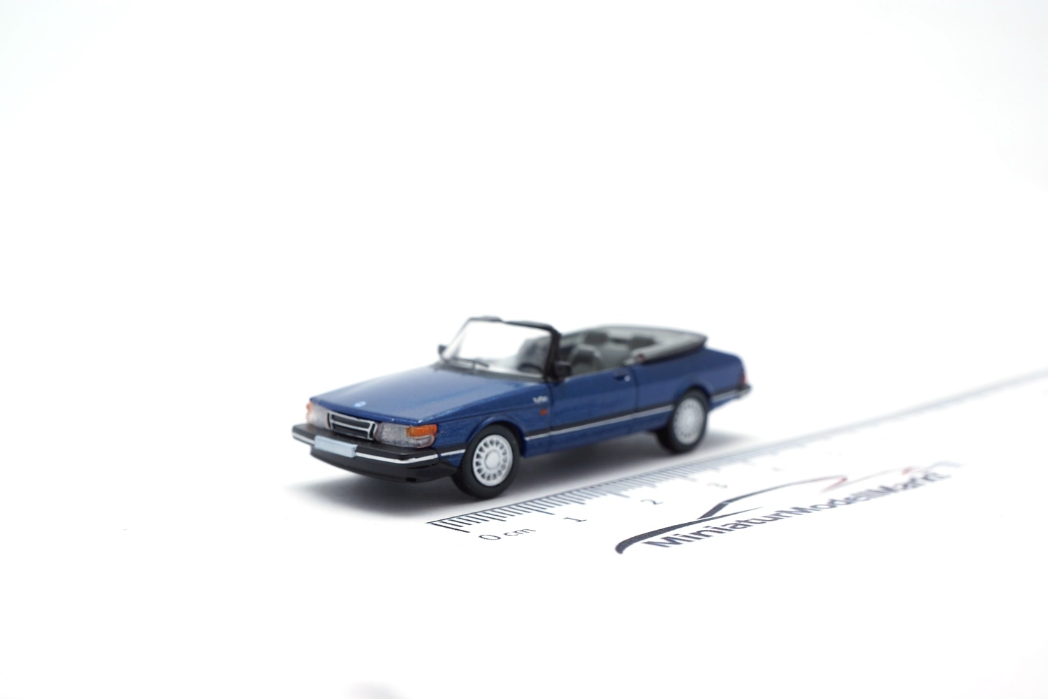 PCX87 PCX870670 Saab 900 Cabriolet - dunkelblau (Metallic) 1:87