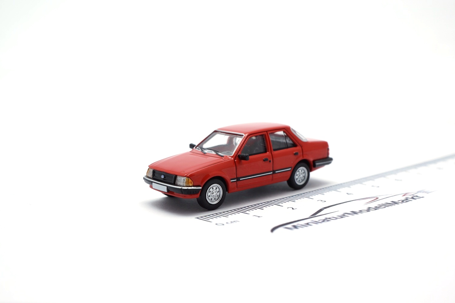 PCX87 PCX870727 Ford Orion MK I - hellrot 1:87