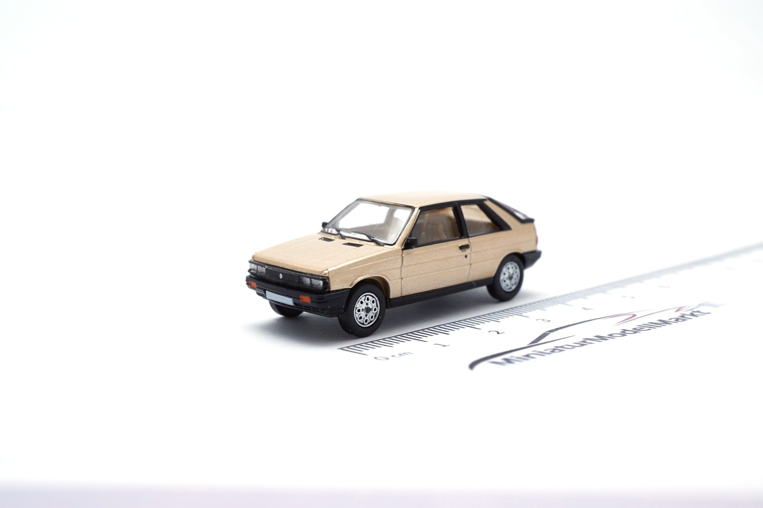 PCX87 PCX870755 Renault 11 - beige (Metallic) 1:87