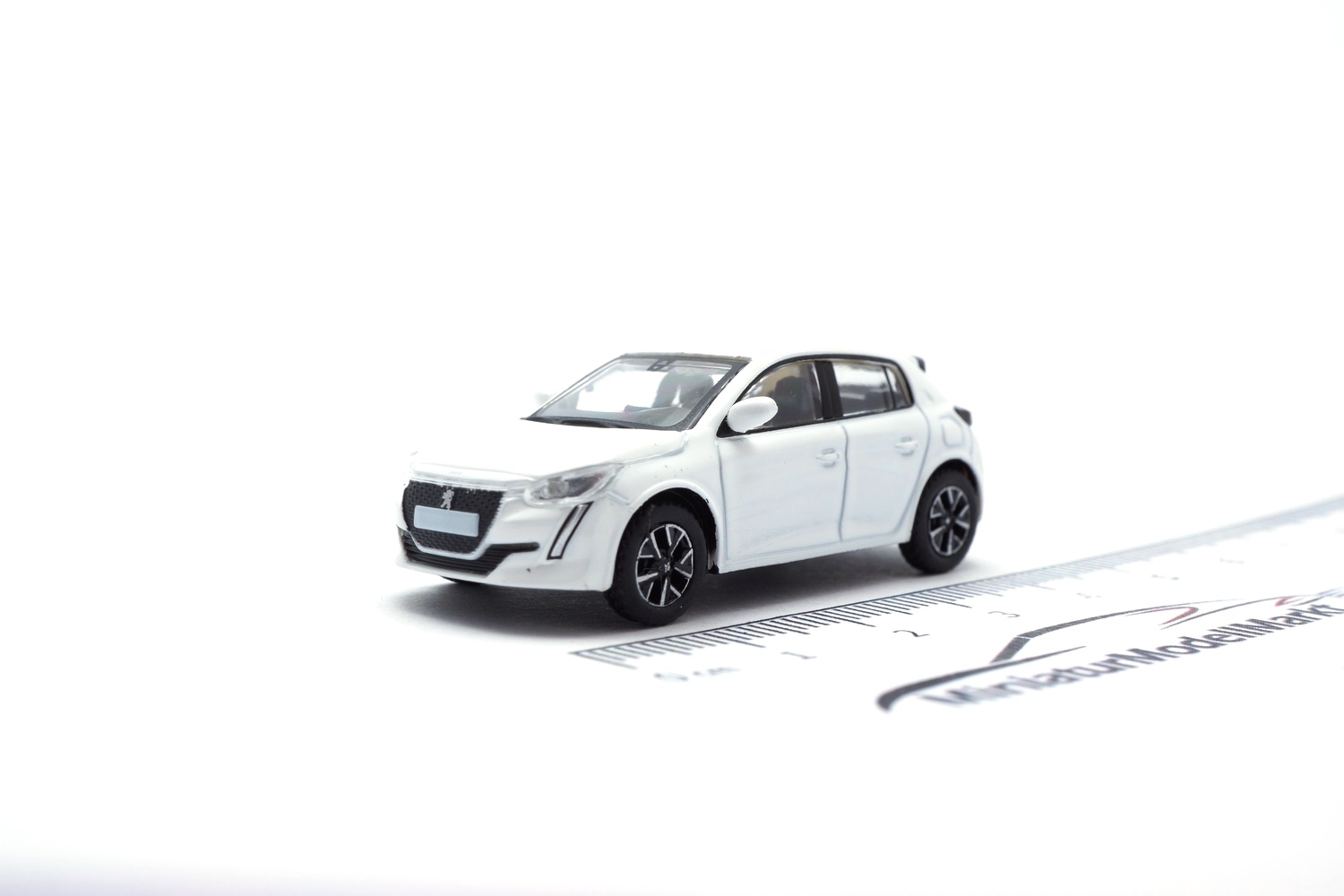 PCX87 PCX871261 Peugeot 208 II - weiss 1:87