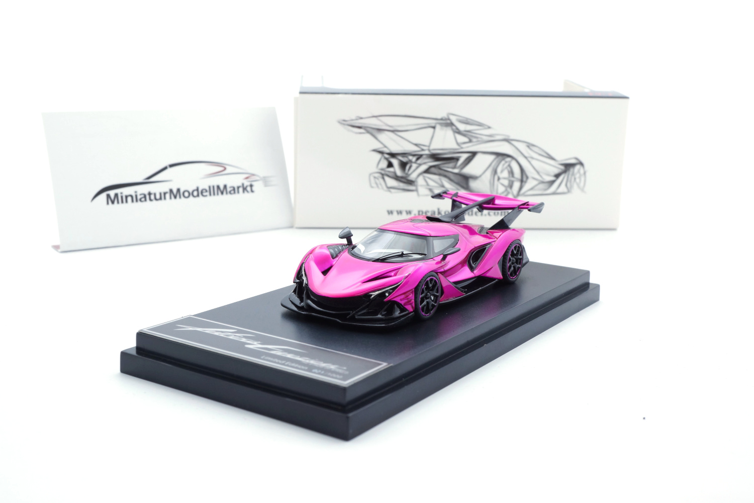 Peako 62907 Apollo Automobil Apollo IE - Flash Pink 1:64