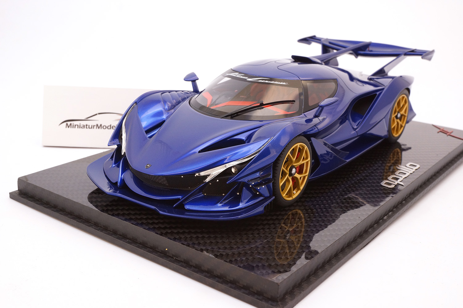 Peako 82914 Apollo Automobil Apollo IE - Goodwood 2019 - Carbon Base 1:18