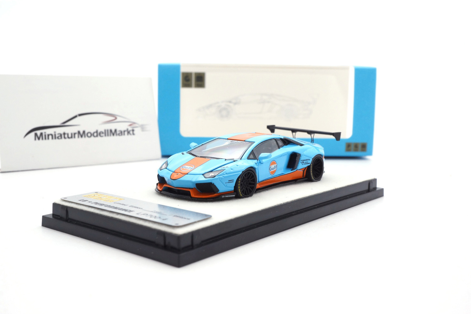 PGM 640410 LBWK Lamborghini LP 700-4 - Blue/Orange 1:64