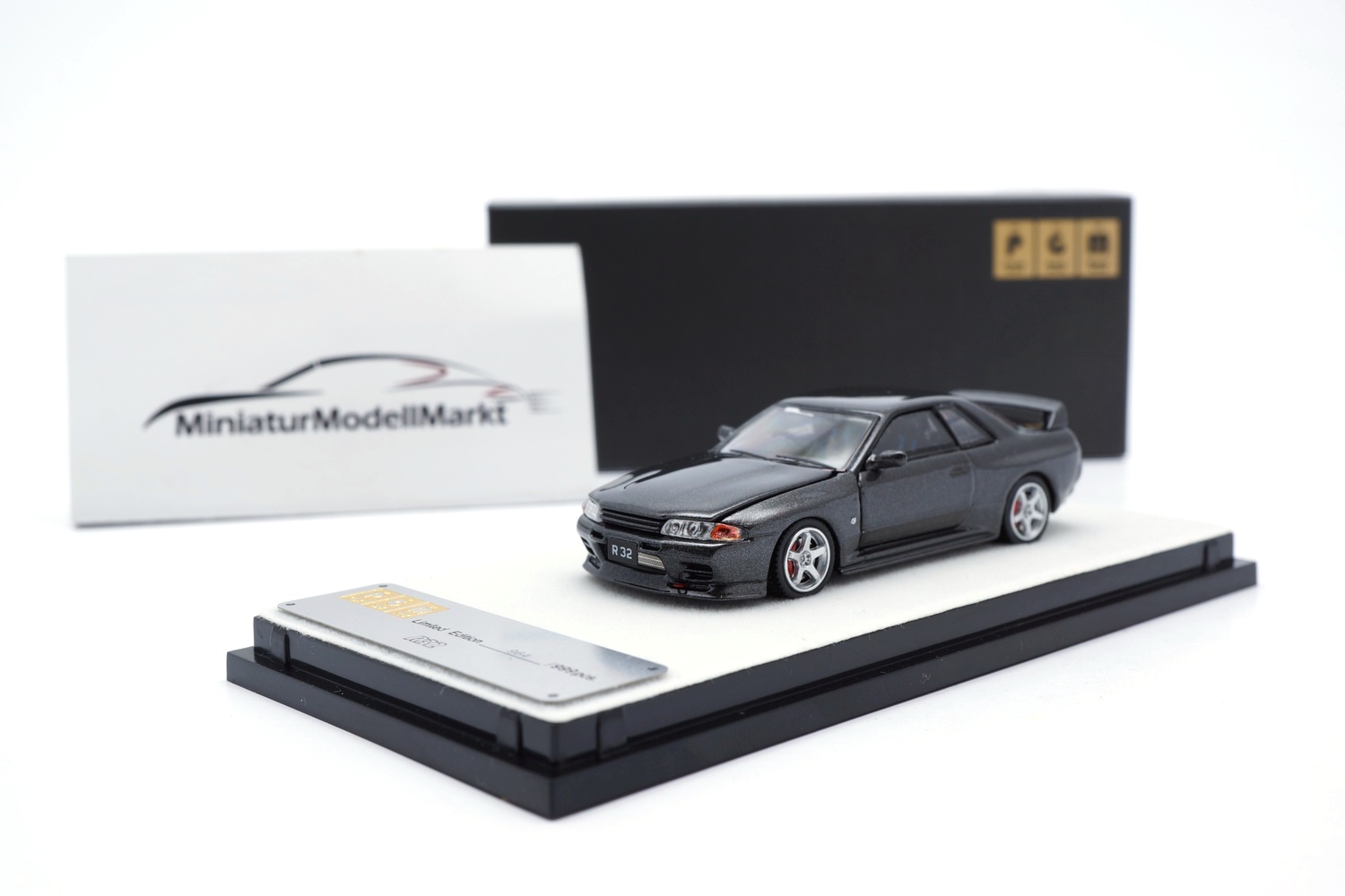 PGM 641101 Nissan Skyline GT-R R32 - Metallic Grey 1:64