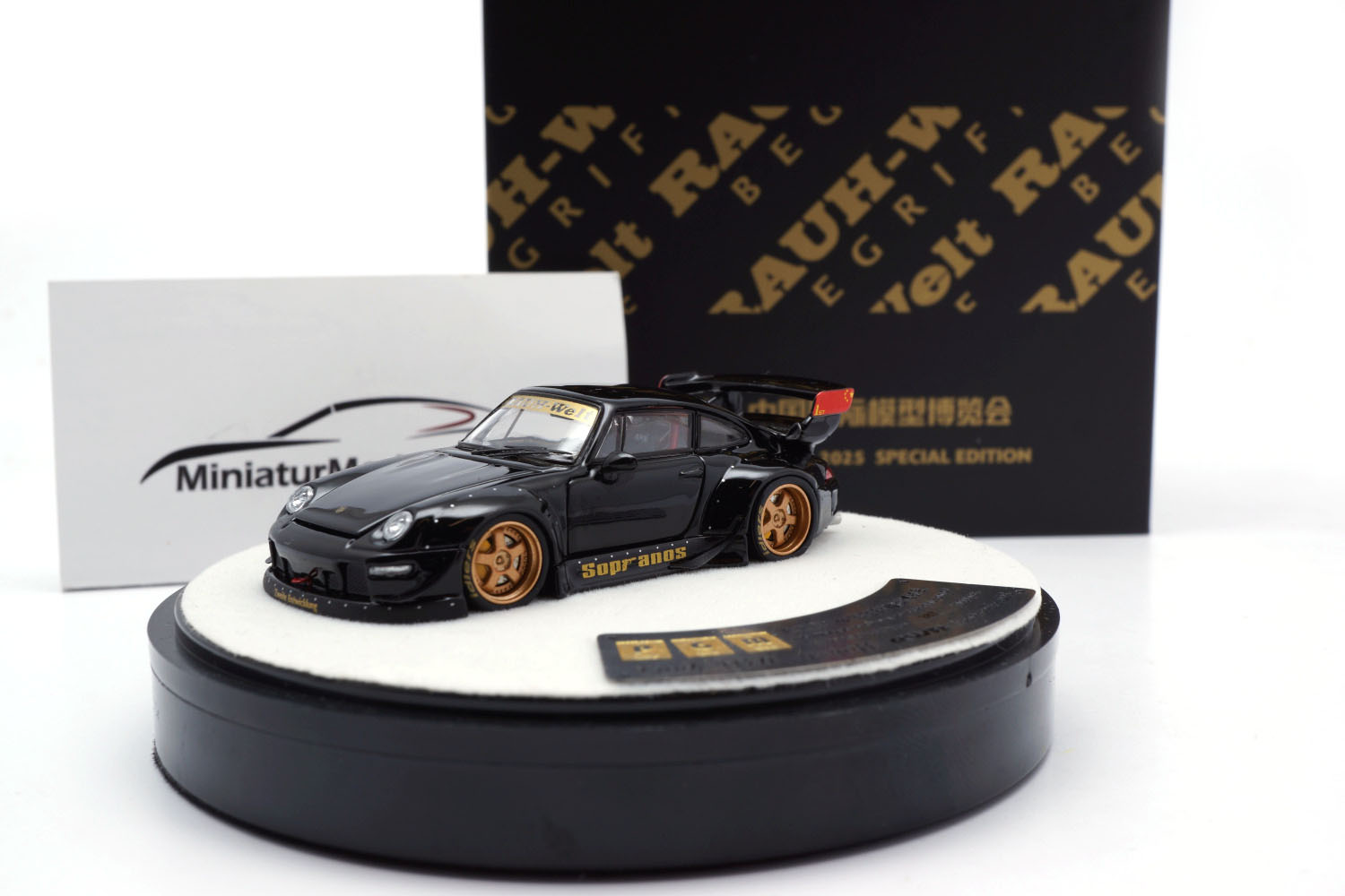 PGM hec25pgm Porsche 911 (993) RWB - Sopranos - HEC 2025 1:64