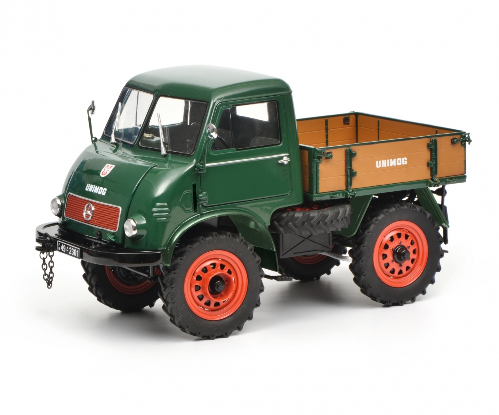 Schuco 450016700 MB Unimog 401, grün 1:18 - Vorbestellung 1:18