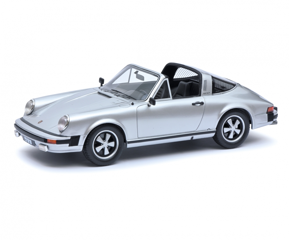 Schuco 450029800 Porsche 911 Targa silber 1:18 1:18