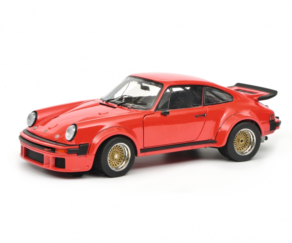 Schuco 450033900 Porsche 934 RSR, rot 1:18 1:18