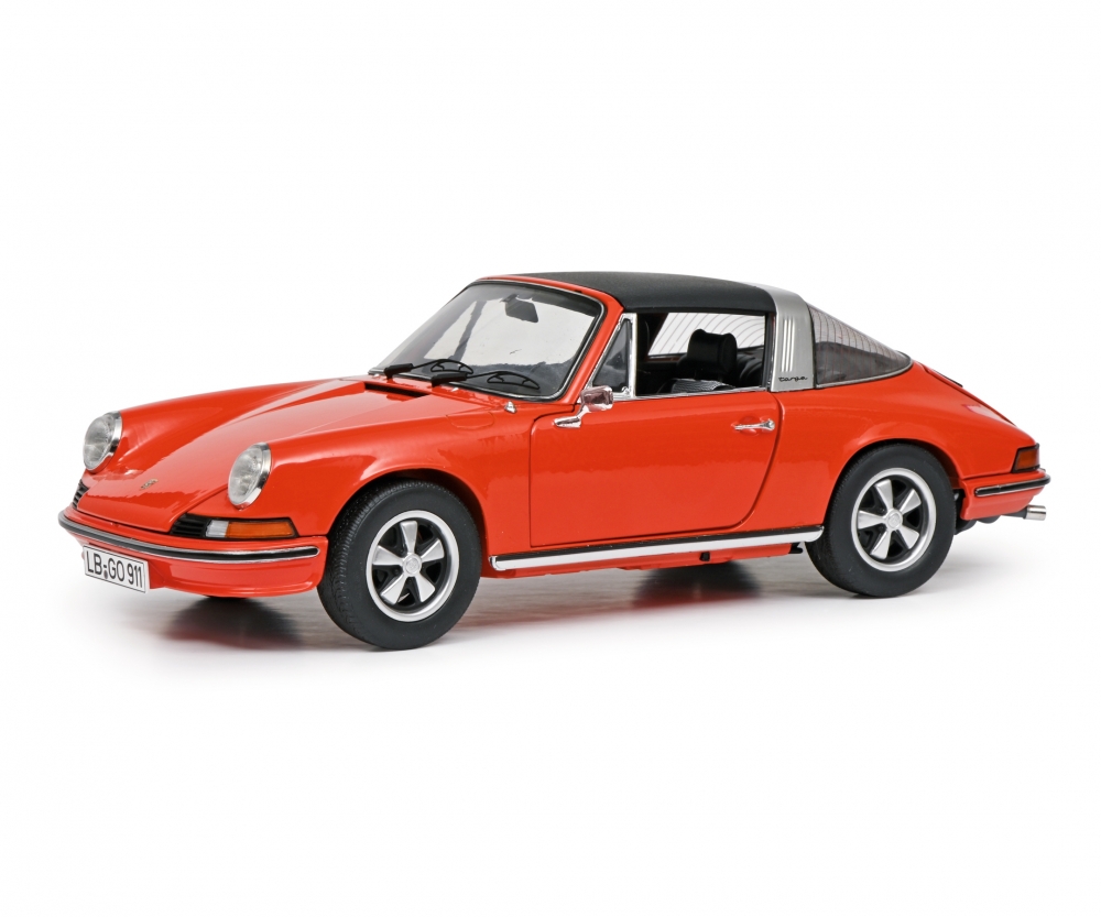 Schuco 450039200 Porsche 911 S Targa oran.1:18 1:18