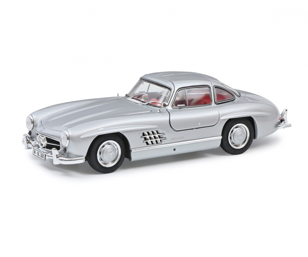 Schuco 450045000 MB 300 SL Flügelt.silb. 1:18 - Vorbestellung 1:18