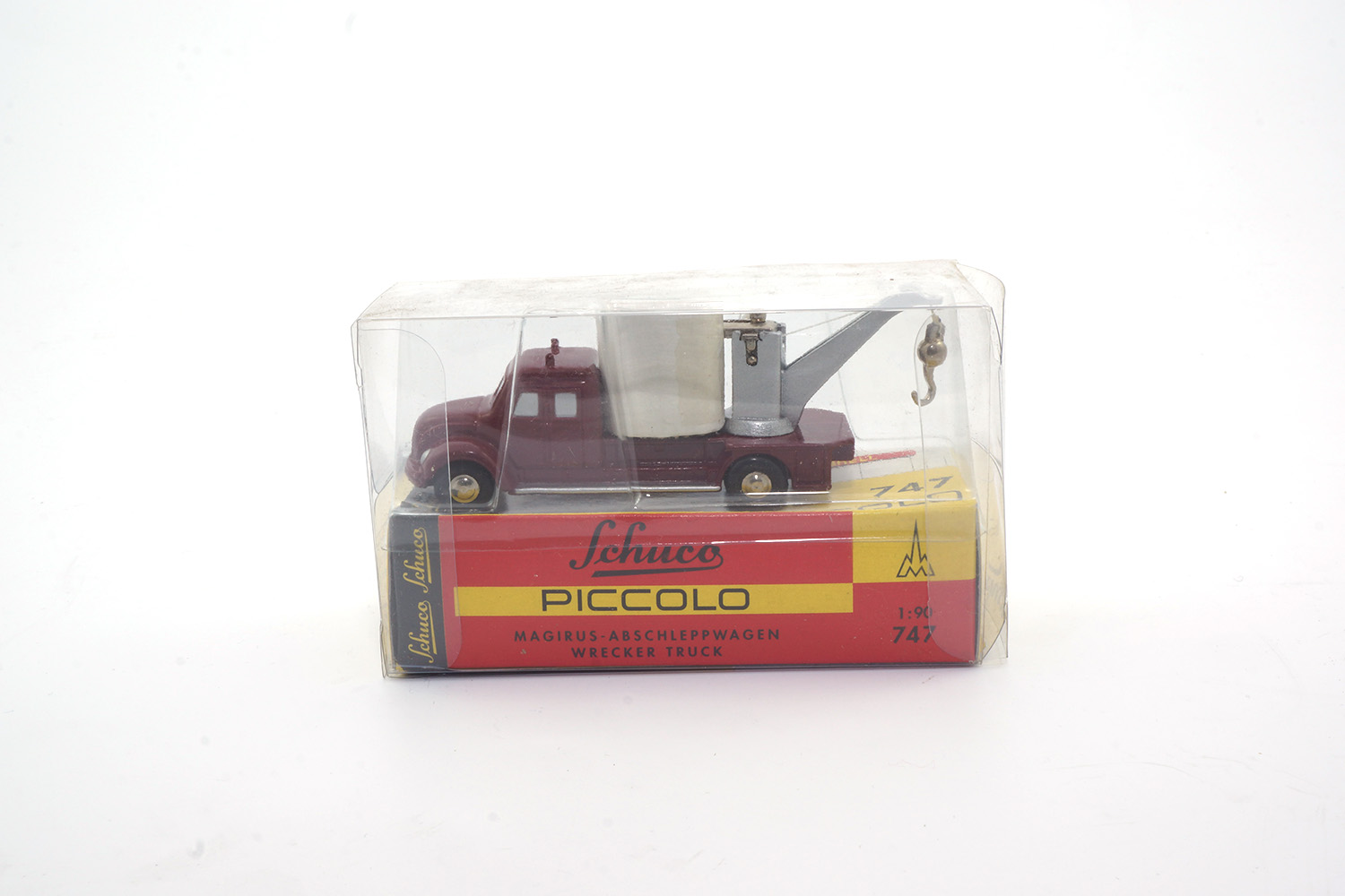 Schuco 01301 Magirus Abschleppwagen - dunkelrot Piccolo