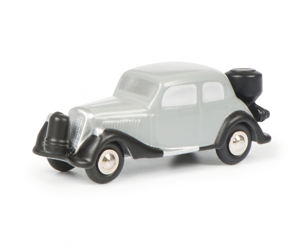 Schuco 450158600 Pic. MB 170 V Limousine 1:90