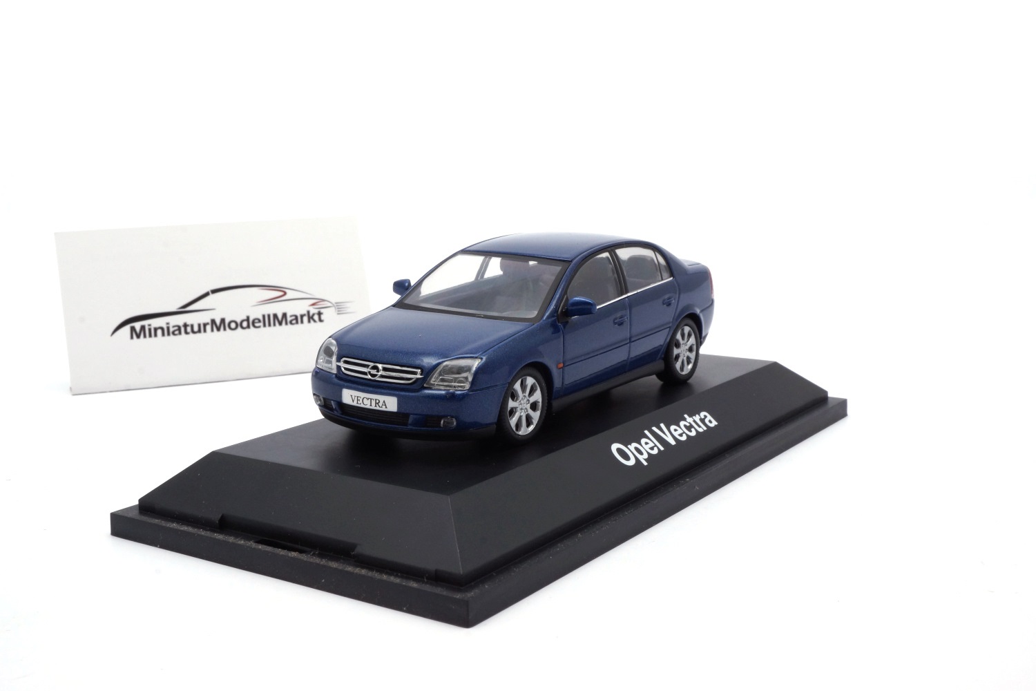 Schuco 02671 Opel Vectra Stufenheck - Blau 1:43