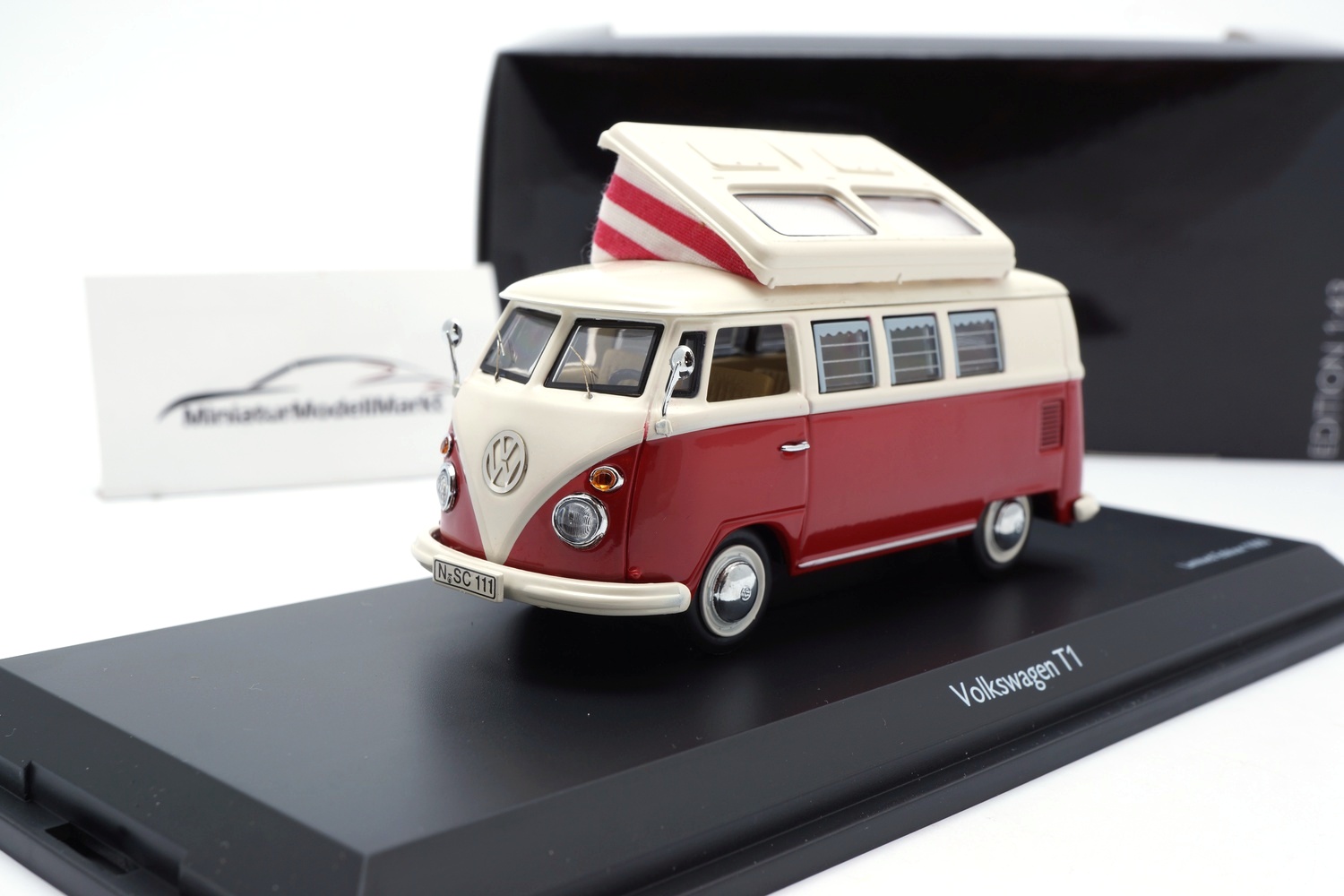 Schuco 450353900 VW T1 Campingbus - rot-weiss (03539) 1:43