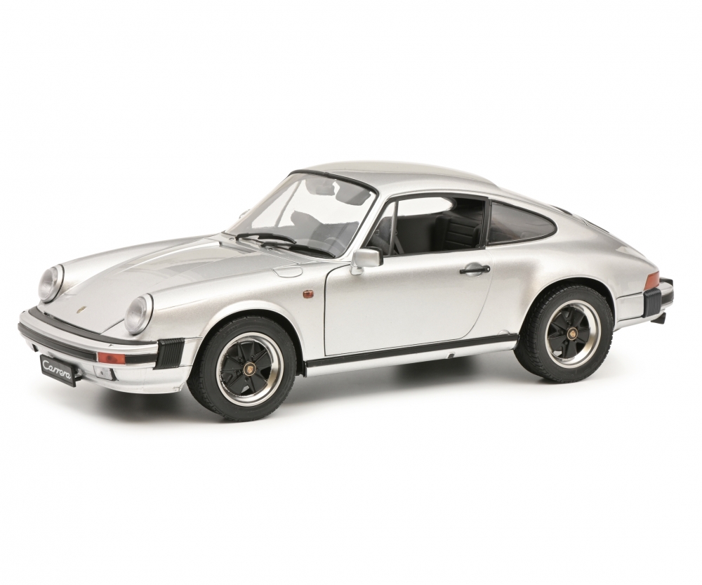 Schuco 450669900 Porsche 911 Coupe silber 1:12 1:12