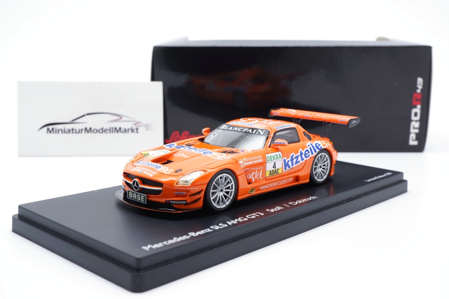 Schuco 450890500 Mercedes SLS AMG GT3 #4 Stoll/Dobitsch 1:43