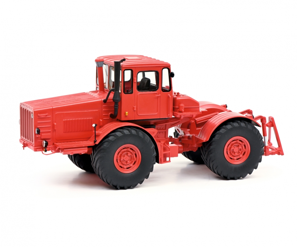 Schuco 450912100 Kirovets K-700 rot 1:32 - Vorbestellung 1:32