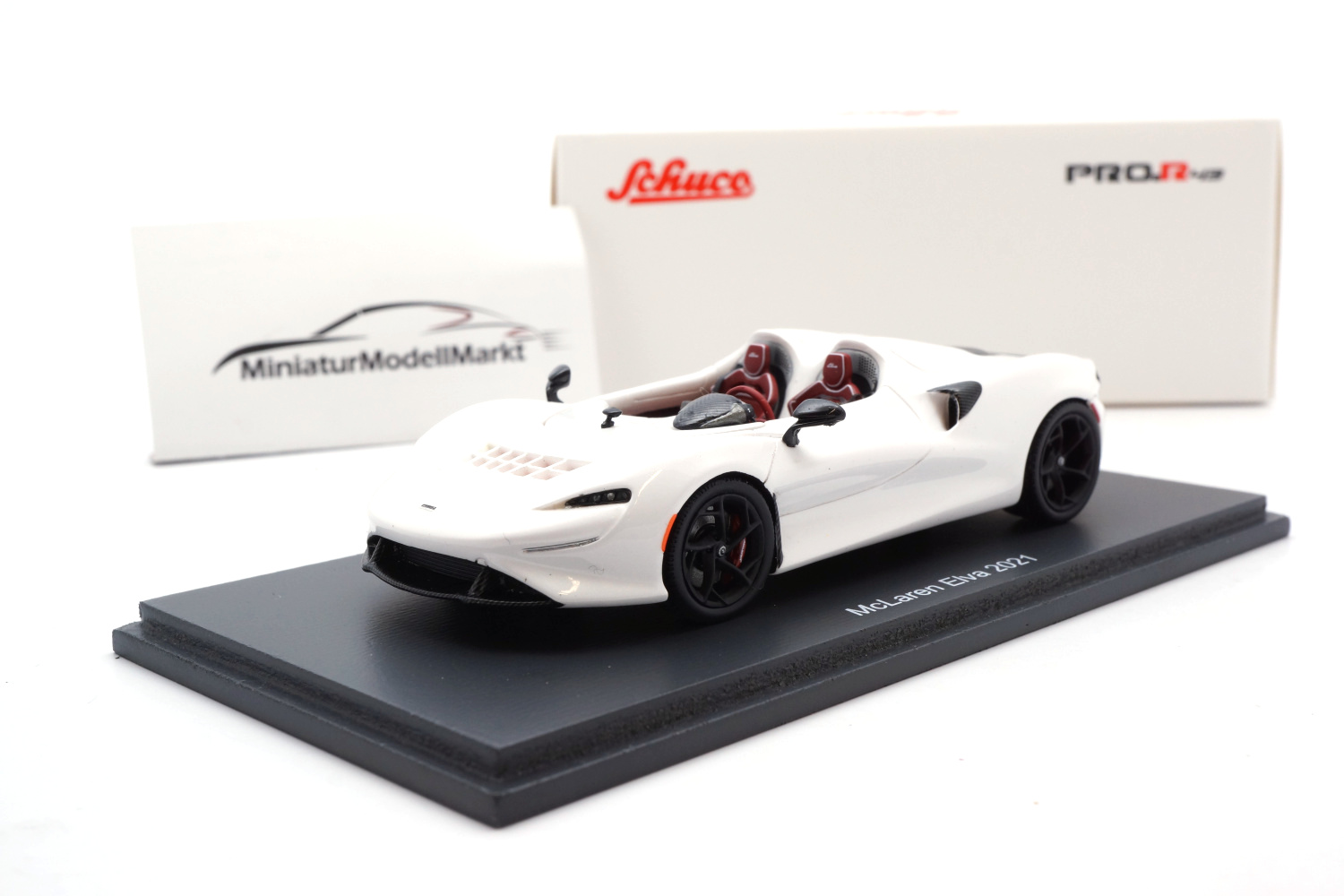 Schuco 450933300 McLaren Elva - Metallic White 2021 1:43