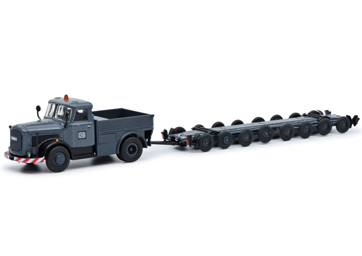 Schuco 452657600 Kaelble KV 632 + Culemeyer Strassenroller 1:87