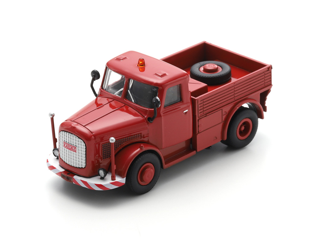 Schuco 87U00035 Kaelbe Zugmaschine K632, rot 1:87