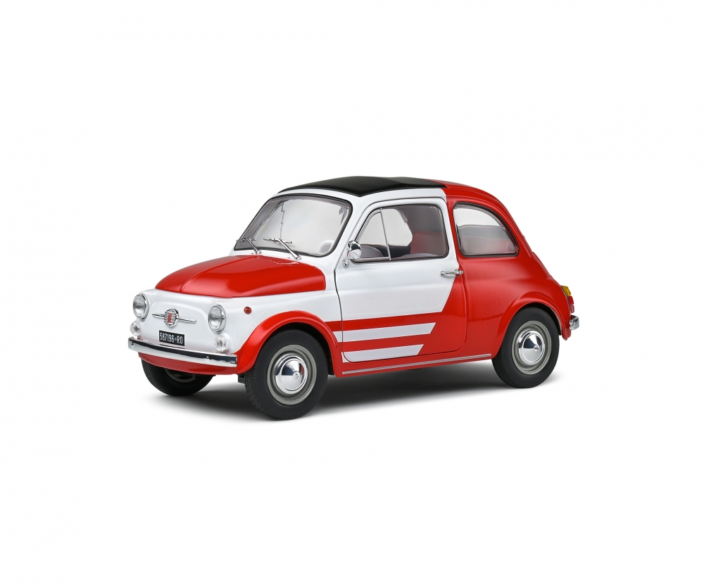 Solido 421182690 1:18 Fiat 500 Robe di Kappa weiß 